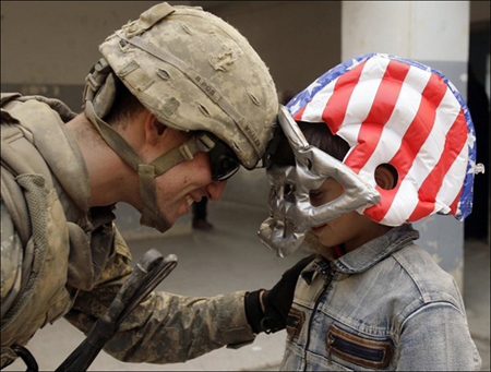 Quân đội Mỹ đã tham chiến tại Iraq.